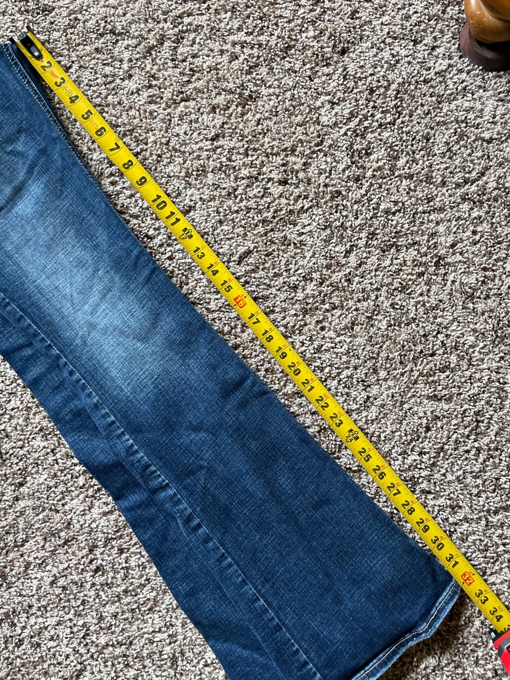 Silver Suki Bootcut Jeans W28 / L33 (measures 28x32) Contrast Stitching - Picture 11 of 12